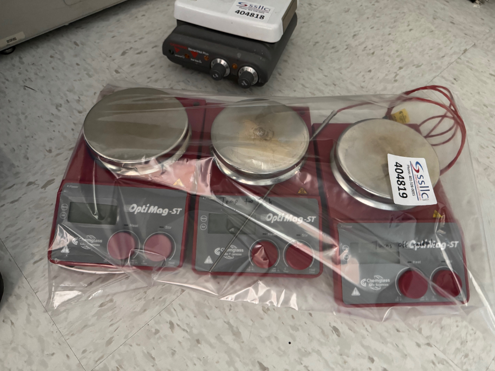 Image of Chemglass MS H Pro Digital Hot Plate Stirrer Quantity 3